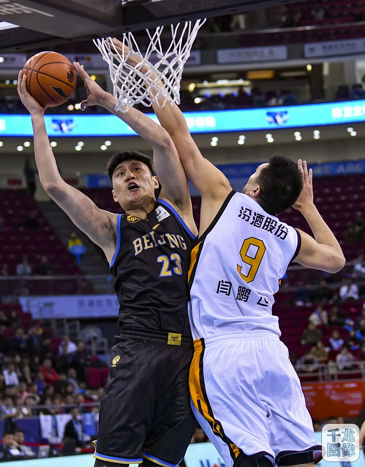 图片报：拜仁三将晒AI生成胡子照片，参与活动呼吁关注男性健康（图片报：拜仁三将晒AI胡须照，参与公益活动呼吁关注男性健康）