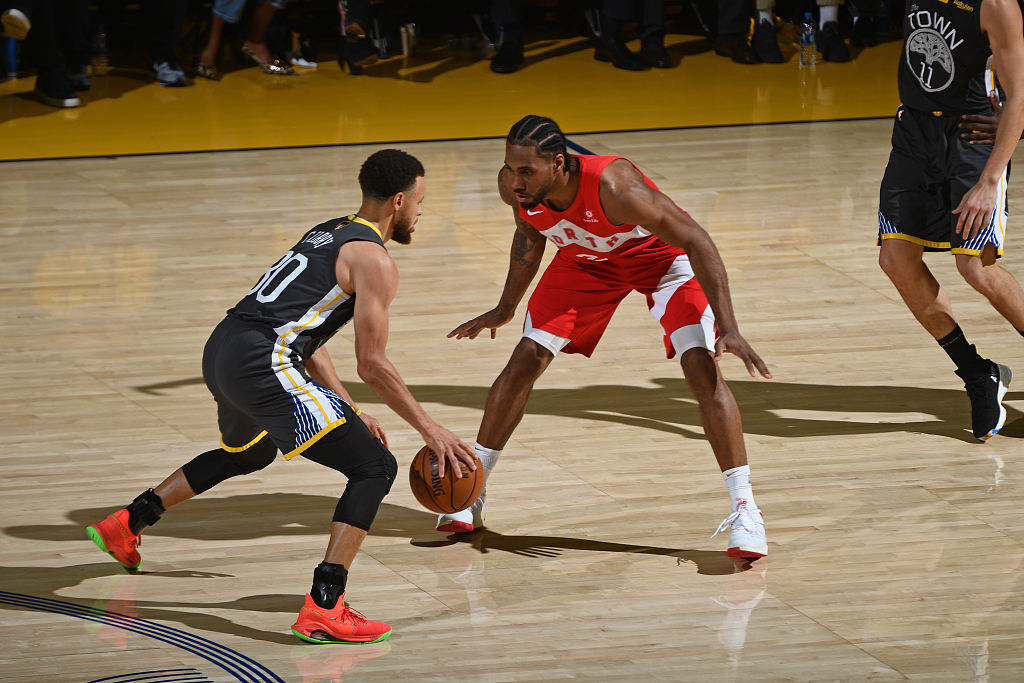 这脚挑传太骚了（这脚挑传太秀了）