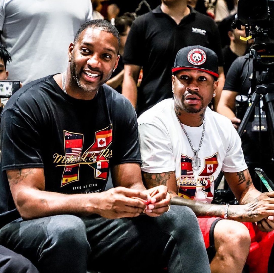 洲际杯前瞻：蓝十字防守存在漏洞，弗拉门戈士气正旺力争晋级（洲际杯展望：蓝十字后防存隐患，弗拉门戈气势正盛冲击晋级）