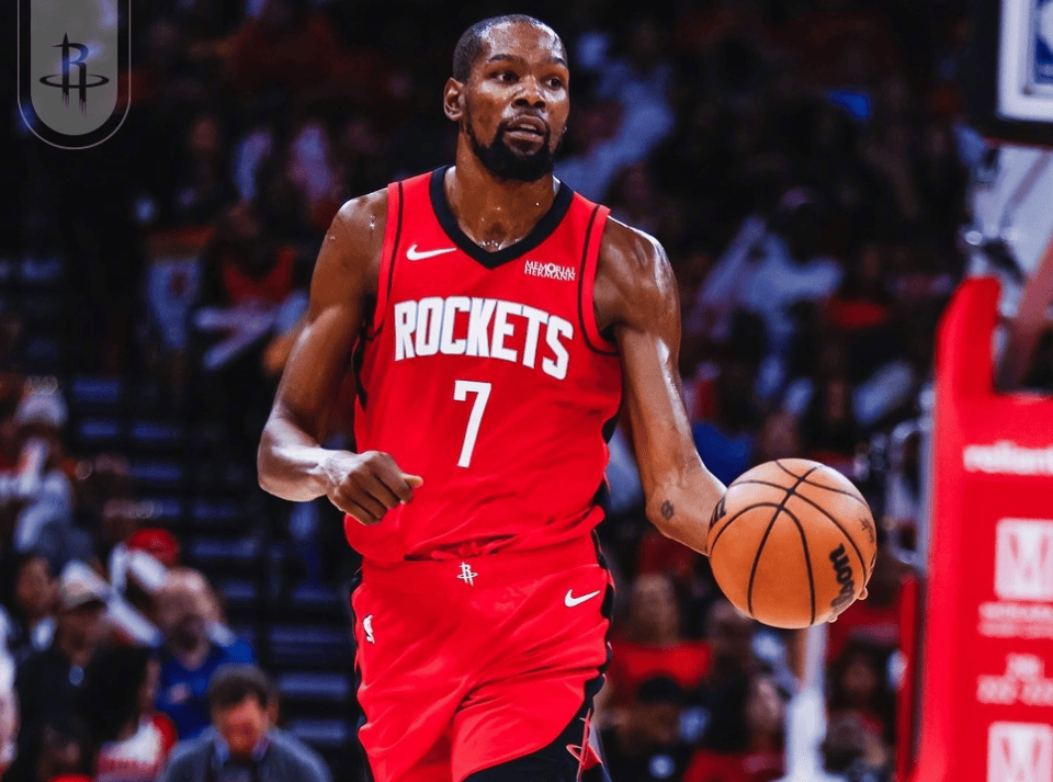 桑德兰主帅勒布里斯否认有意莱比锡前锋奥蓬达：这是假新闻（桑德兰主帅勒布里斯驳斥有意莱比锡前锋奥蓬达传闻：纯属假消息）