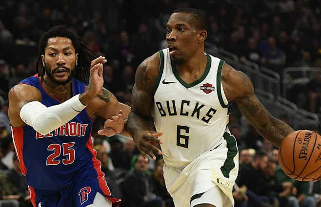 乔纳森-戴维：我可以踢任何位置；一直在训练后进行加练（乔纳森-戴维：位置不设限，训练后坚持加练）