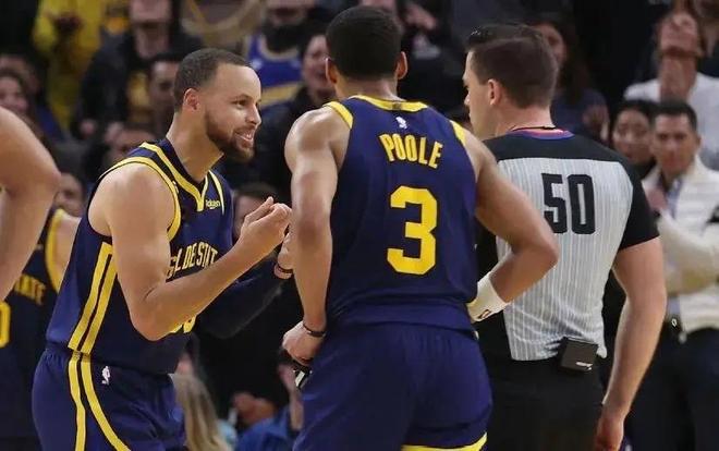 马德兴：教练研修班时都在热议女足若是本土主帅会有什么态度（马德兴：教练研修班热议女足——若由本土主帅执教，态度会如何？）