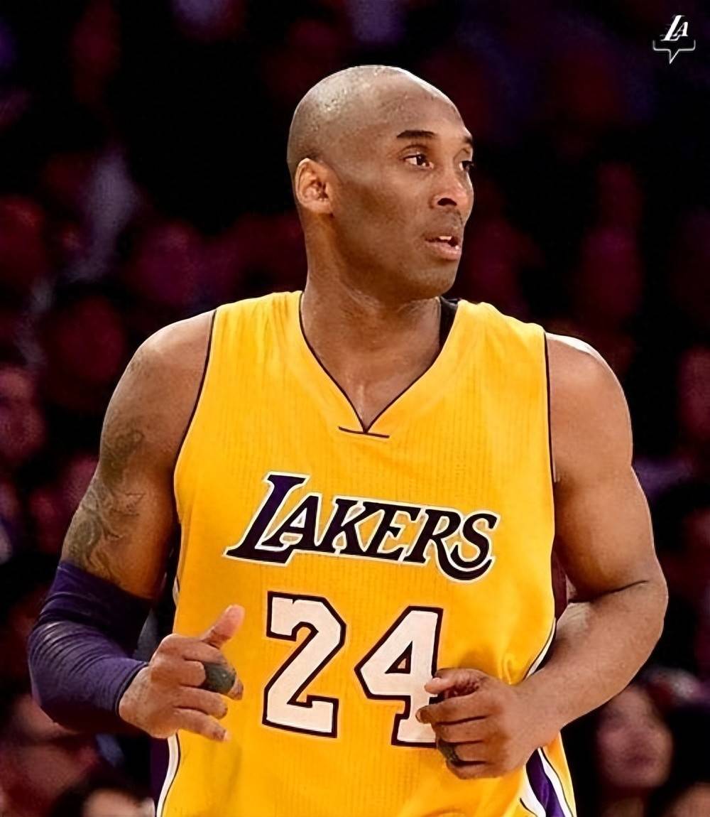 中国U17vs文莱U17：邝兆镭、万项首发，何思凡、金昱成出战（中国U17对阵文莱U17：邝兆镭、万项先发，何思凡、金昱成出场）