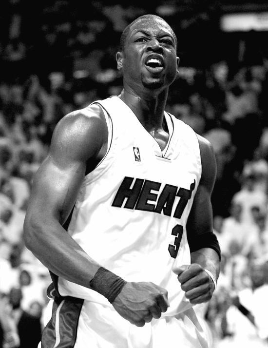 英超曼城与切尔西积分榜竞争激烈（英超积分榜之争白热化：曼城与切尔西争锋）